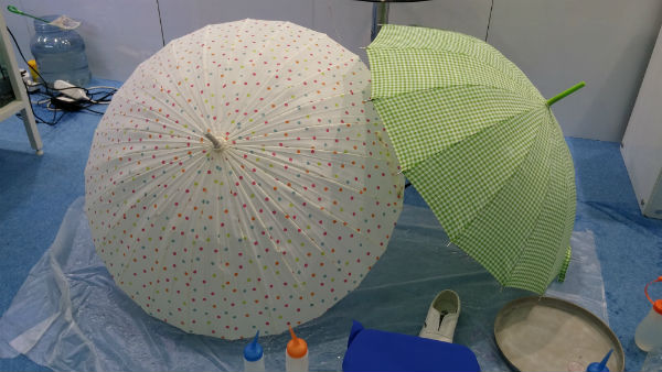 ▲ 젖지 않는 우산