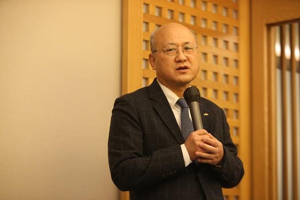▲ 최흥진 한국환경산업기술원장이 2023년 주요업무 추진계획을 소개하고 있다.